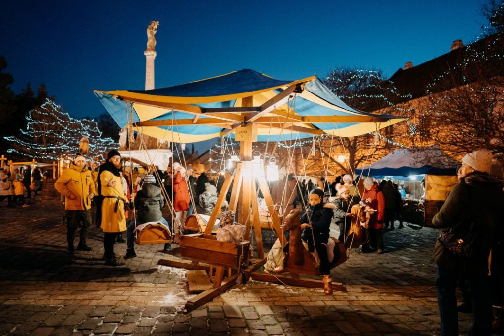 Stredoveké adventné trhy, trnava Zdroj: OOCR Trnava Tourism