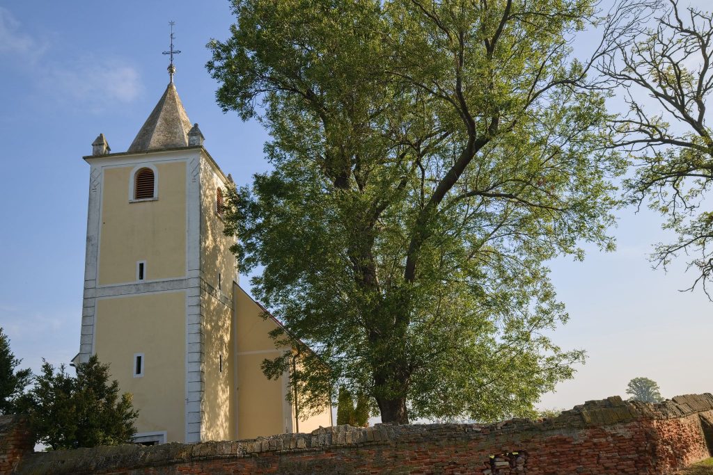 Kostol sv. Margity, Malá Mača Autor: Vladimír Miček