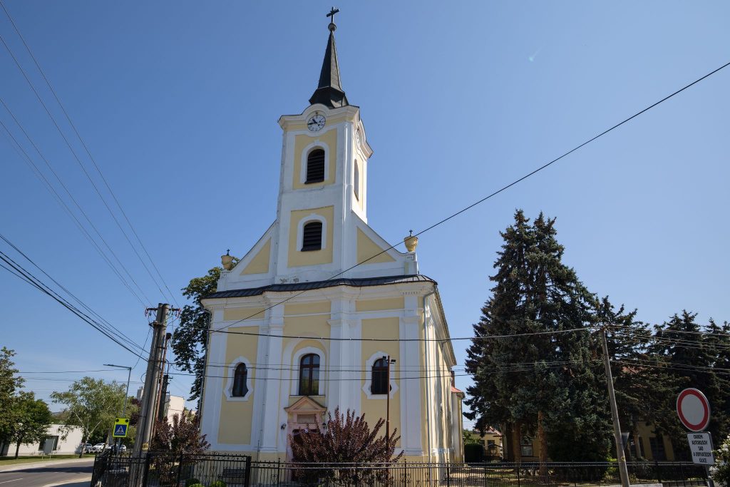 Kostol sv. Margity Antiochijskej, Gabčíkovo Autor: Vladimír Miček