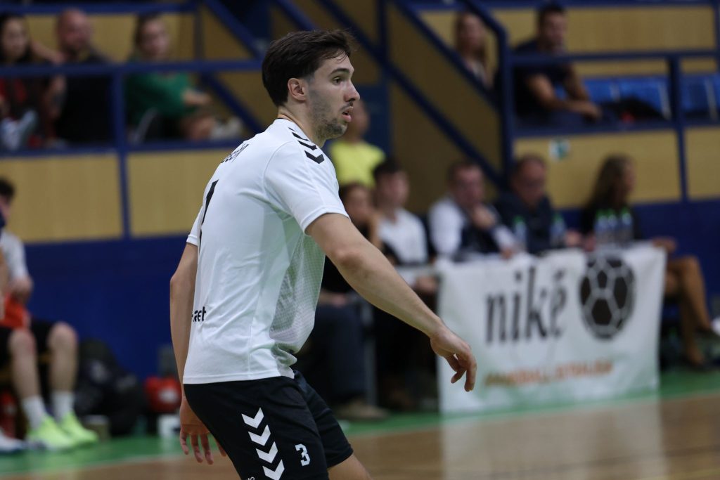 Lukáš Péchy (SPORTA Hlohovec), Niké Handball extraliga Autor: Vladimír Miček