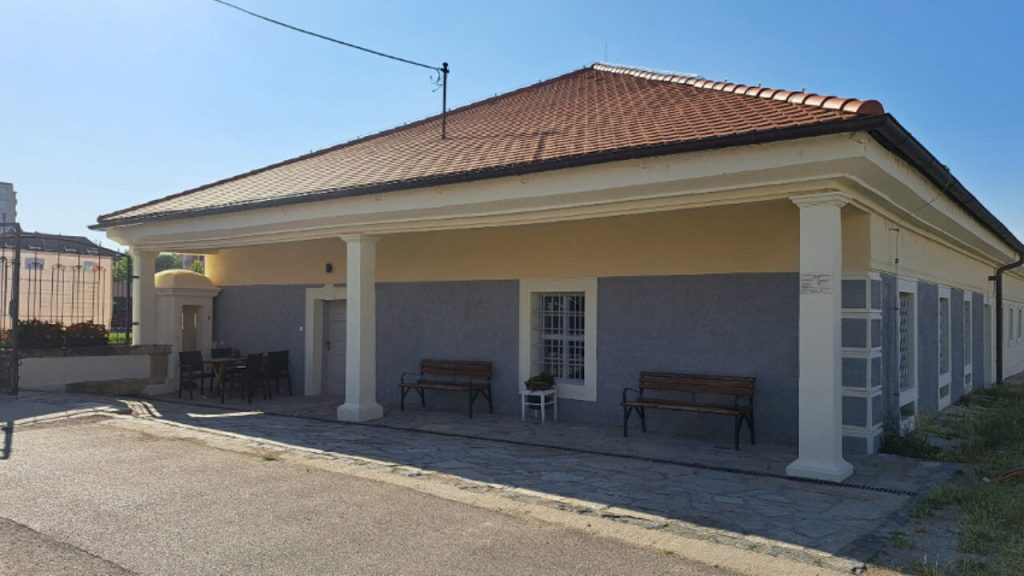 Koniareň na Holíčskom zámku Zdroj: Mesto Holíč