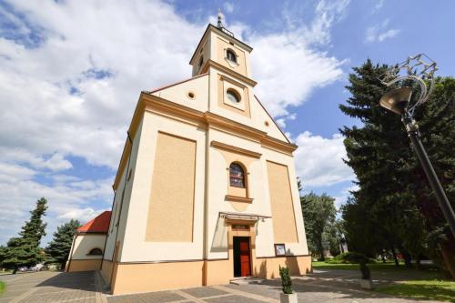 Rímskokatolícky kostol svätého Michala Archanjela, Jaslovské Bohunice Autor: Vladimír Miček