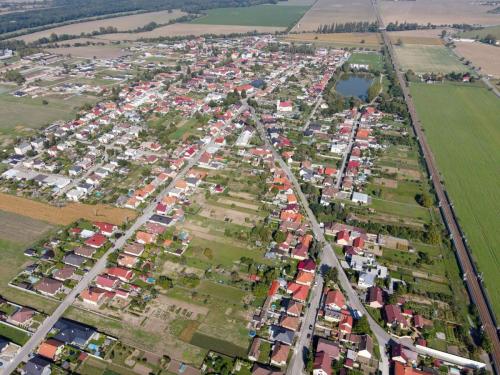 Obec Červeník